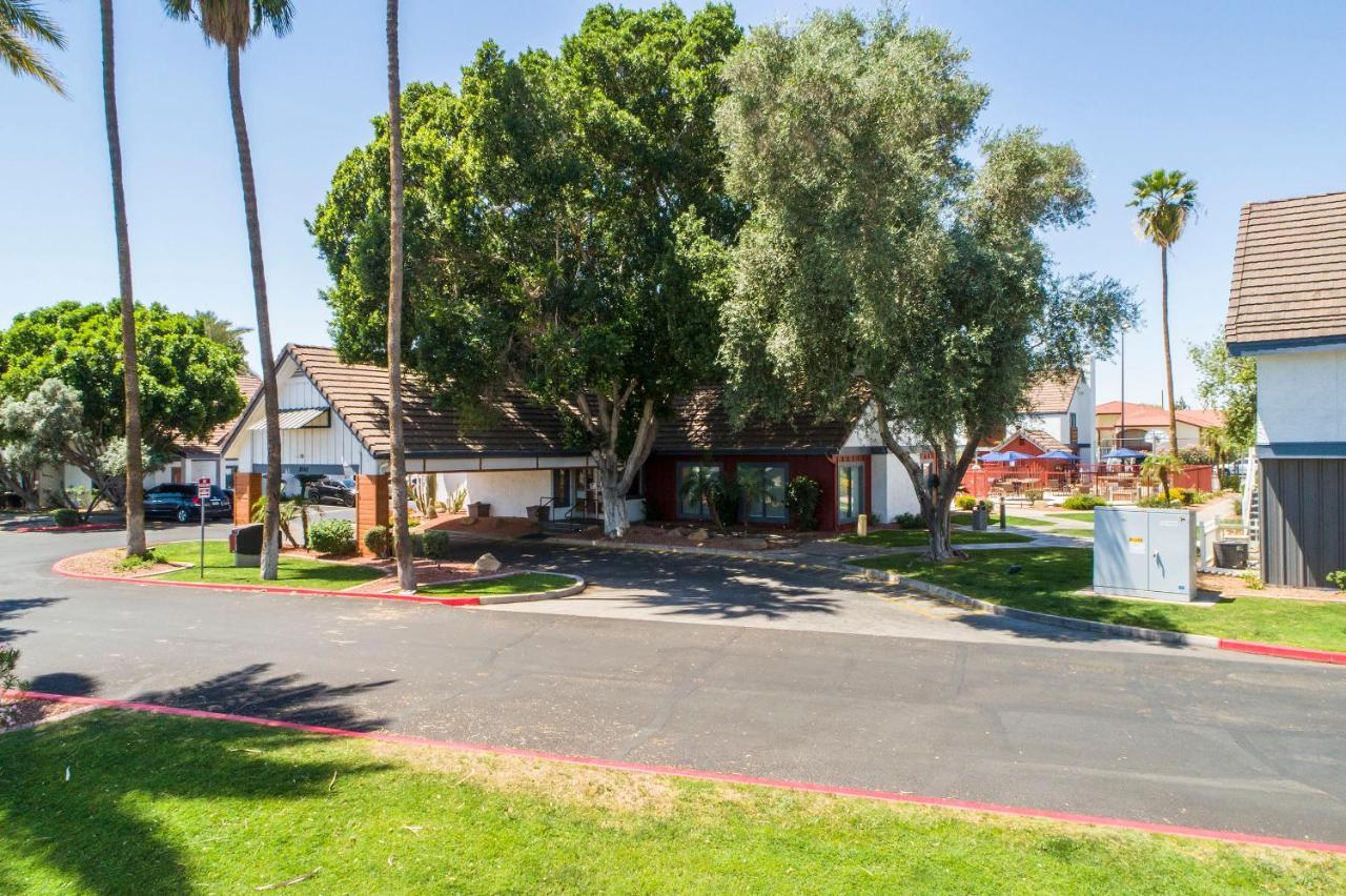 Metro Phx Upstairs 2Bd Sleeps 6 Heated Pool No Pets Allowed Феникс Экстерьер фото